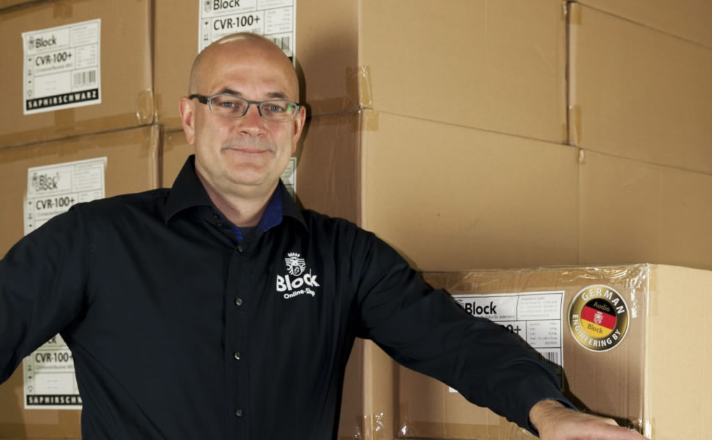 Im Lager bei Audioblock