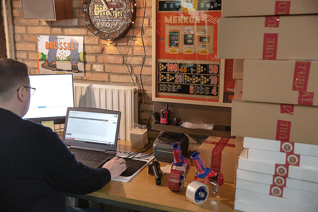 Lager-Packplatz bei CasualCouture