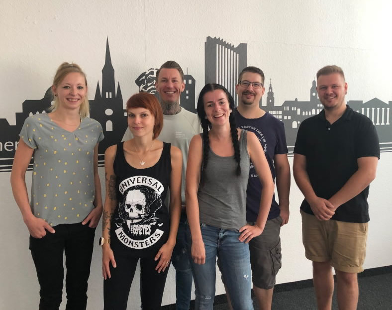 Das Team vom Flesh Tunnel Shop