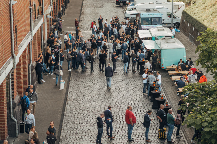 JTL-Connect 2022: Foodtrucks in der Mittagspause